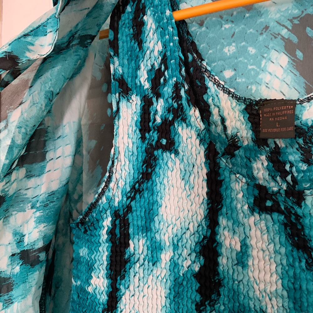 Blouse - Picture 2 of 3